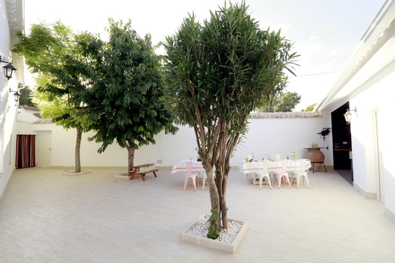 Casa Rural Ideal Para Escapadas Con Barbacoa Y Spa Tinarejos Εξωτερικό φωτογραφία